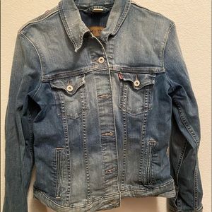 Women’s Levi’s Jean Jacket